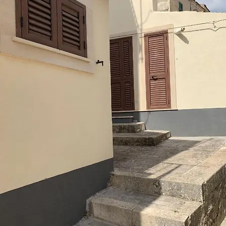 Al Vicoletto Feriehus Modica